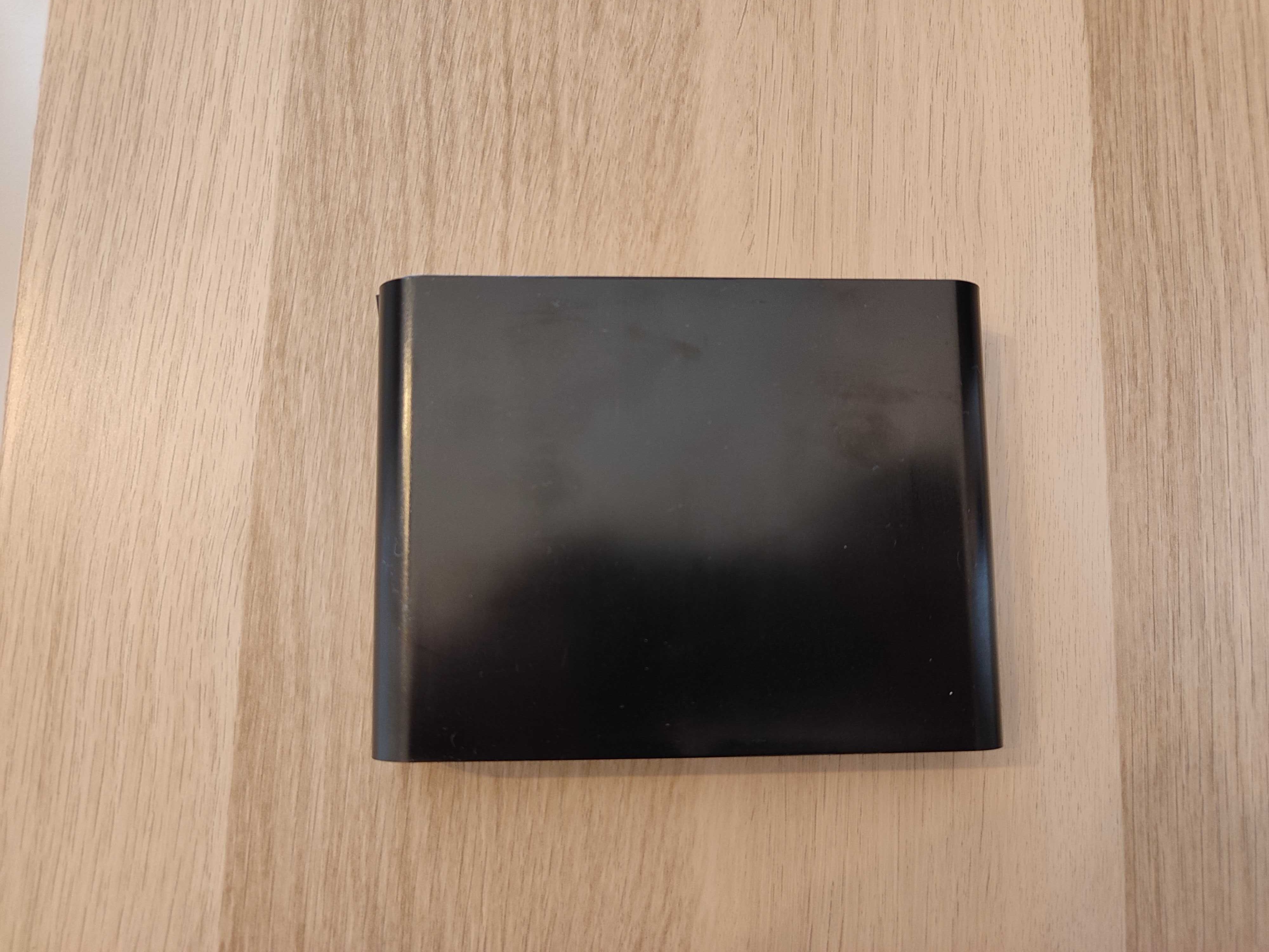 DIY UPS 12v com 3A de saída (bateria 6x18650)