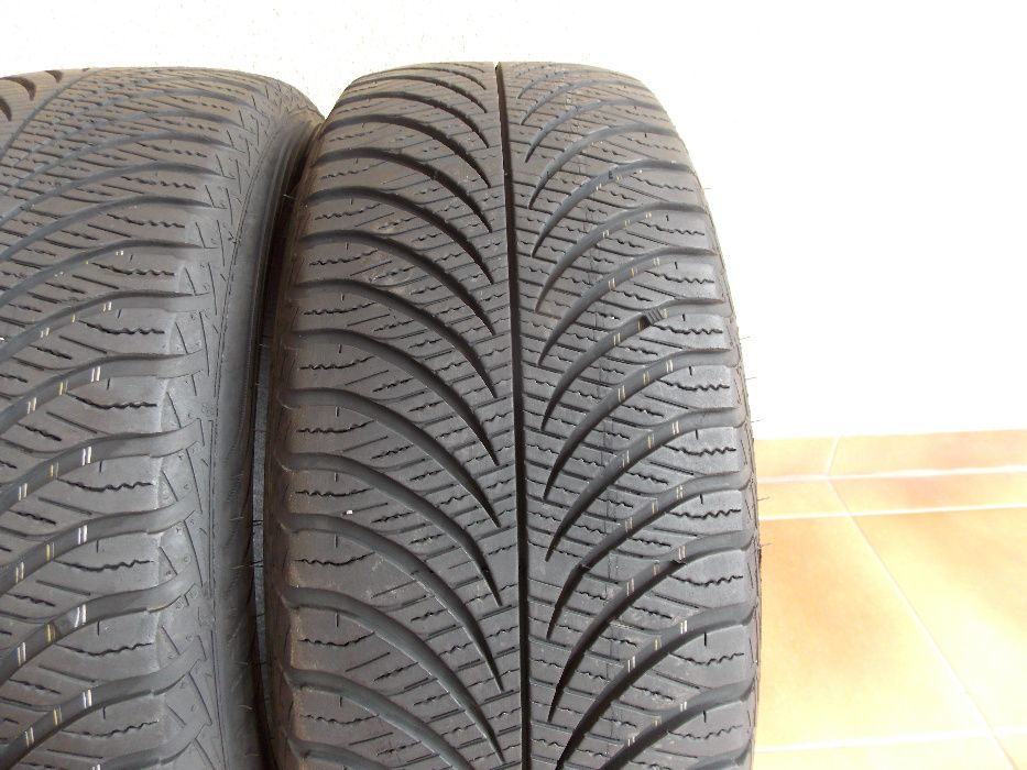 Opony 195/55 R16 Goodyear Vector 4 Seasons 5,6mm 2szt.