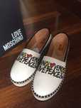 Alpercatas Moschino