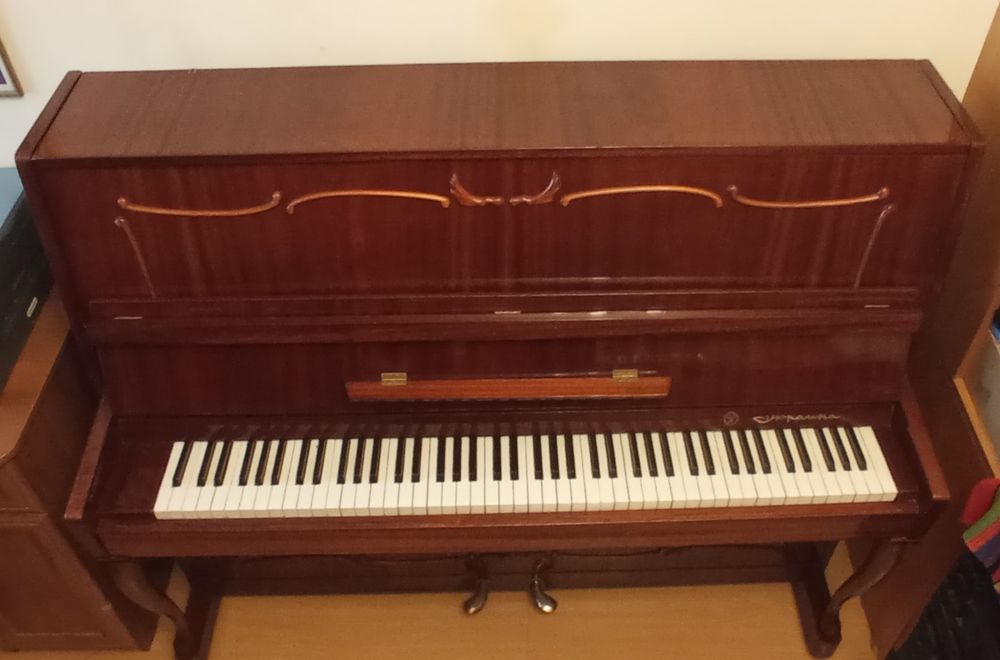 Sprzedam używane pianino do renowacji