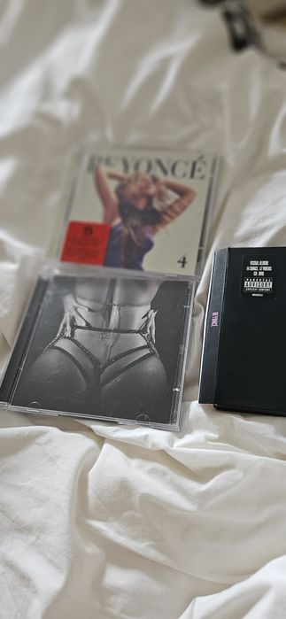 Beyoncé "4"  e " Beyoncé" com duplo CD