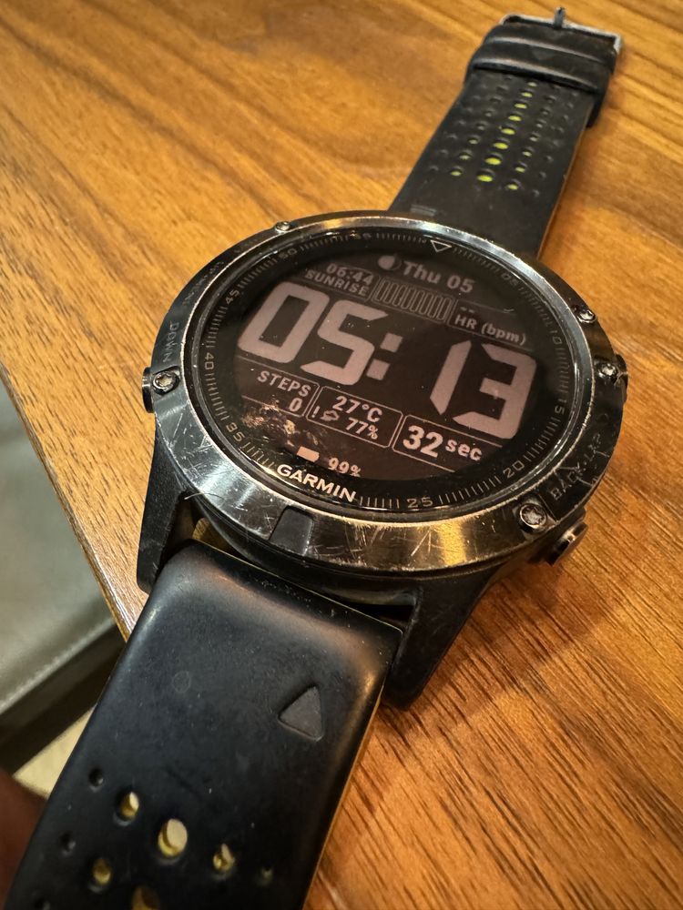 Часы Garmin fenix 5