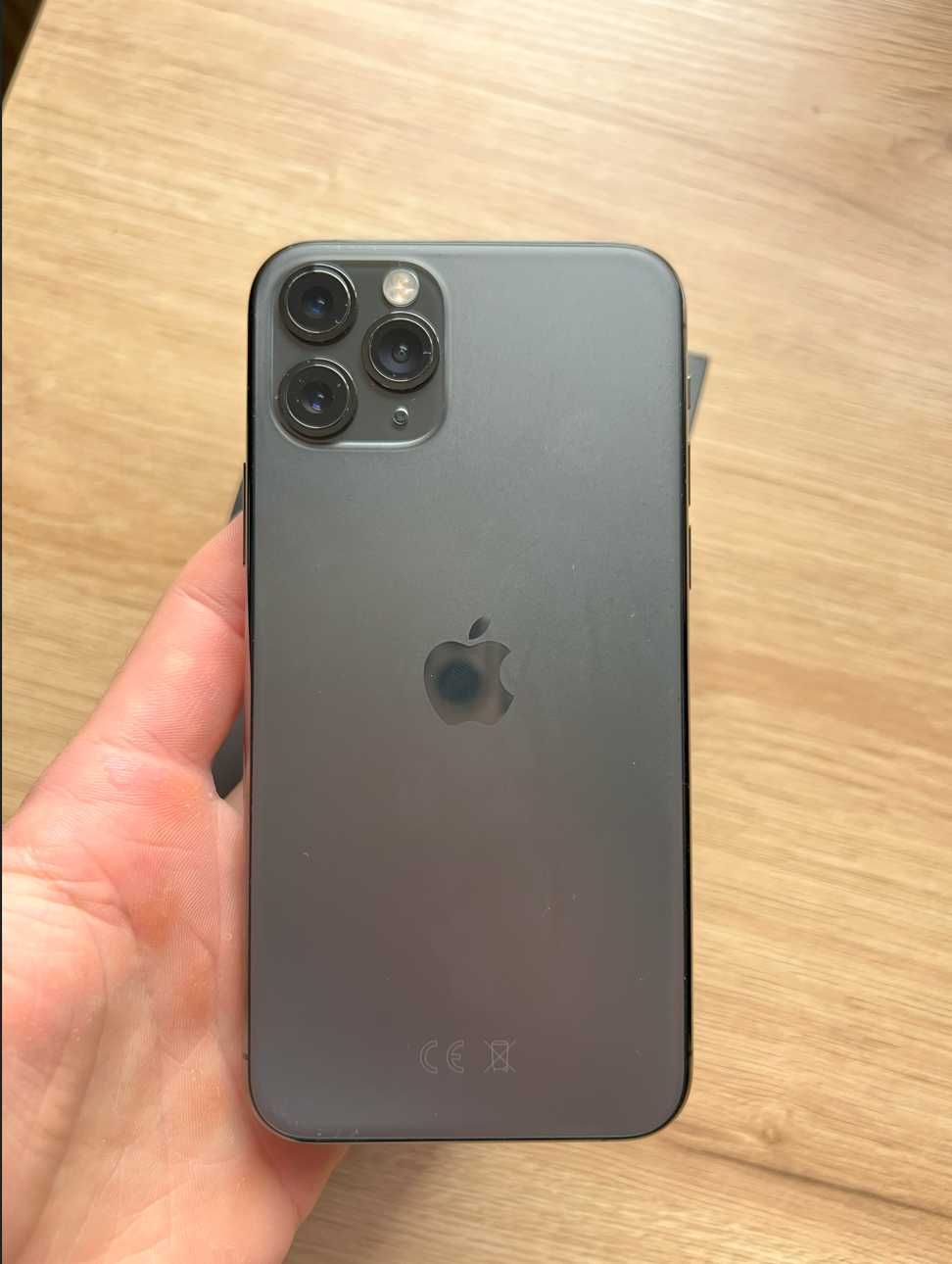 iPhone 11 Pro – 68% bateria, stan idealny, bez rys