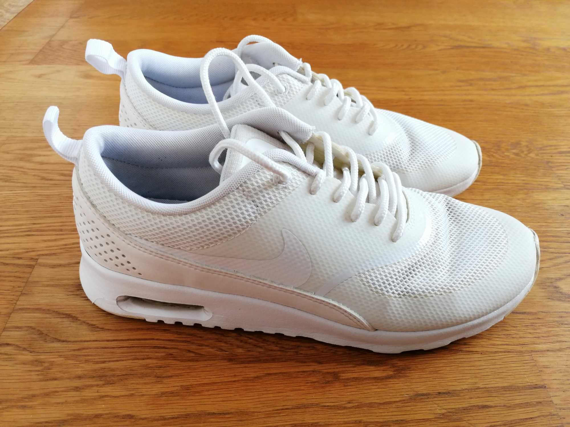 NIKE Air Max Thea adidasy buty sportowe białe roz. 38,5