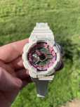Продам Годинник CASIO G-Shock GA-110 Білий із рожевим.