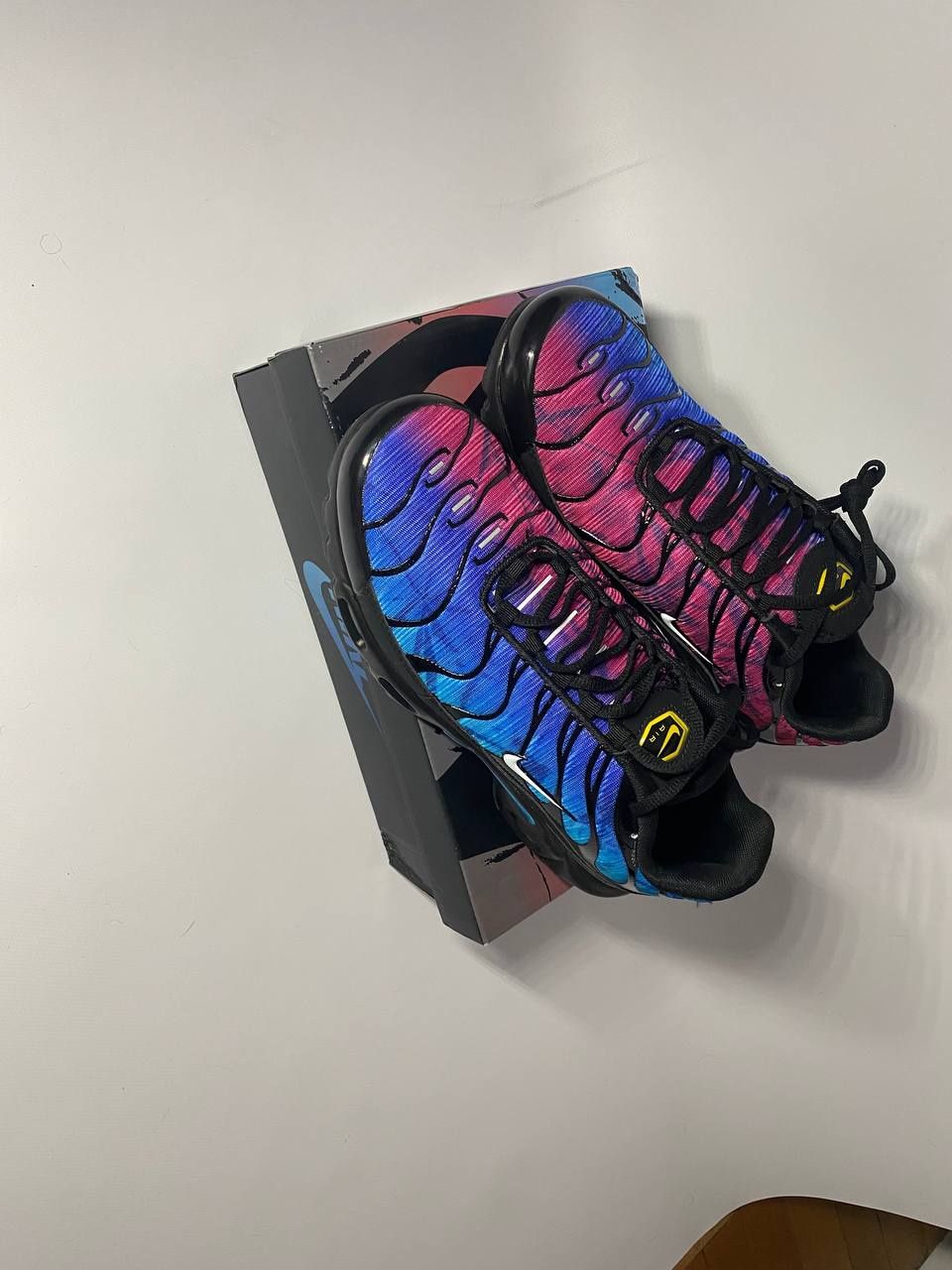 Назва:Nike airmax tn drill 25th anniversary
Размеры в наличии 42-44