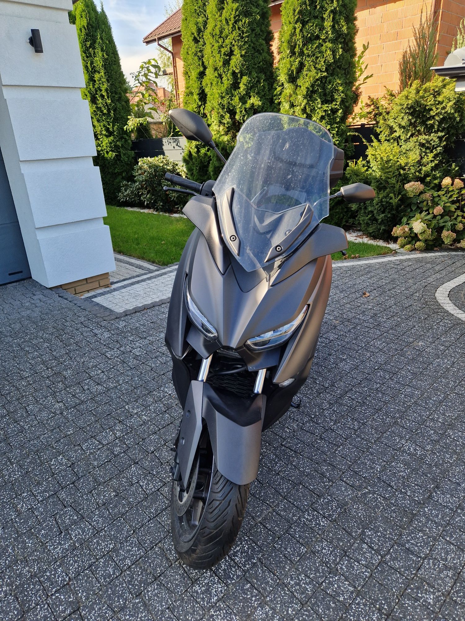 Sprzedam yamaha x max 125 salon polska