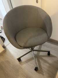 Cadeira Skruvsta Ikea