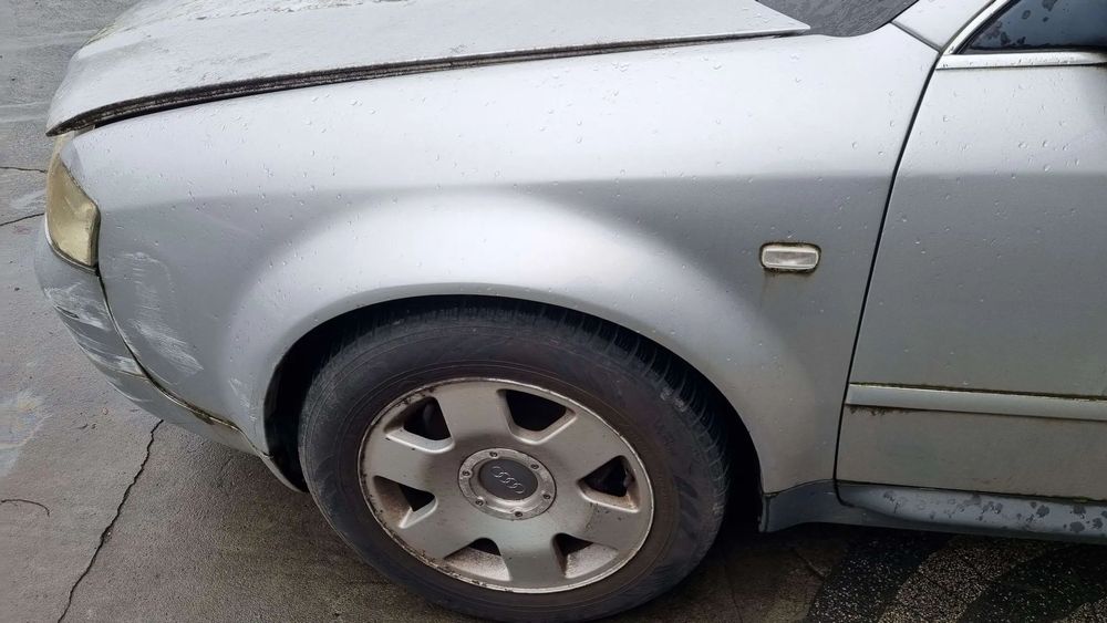 Audi A6 C5 S6 RS6 Błotnik lewy przód LY7W  Kombi  4.2B 4x4 QUATRO