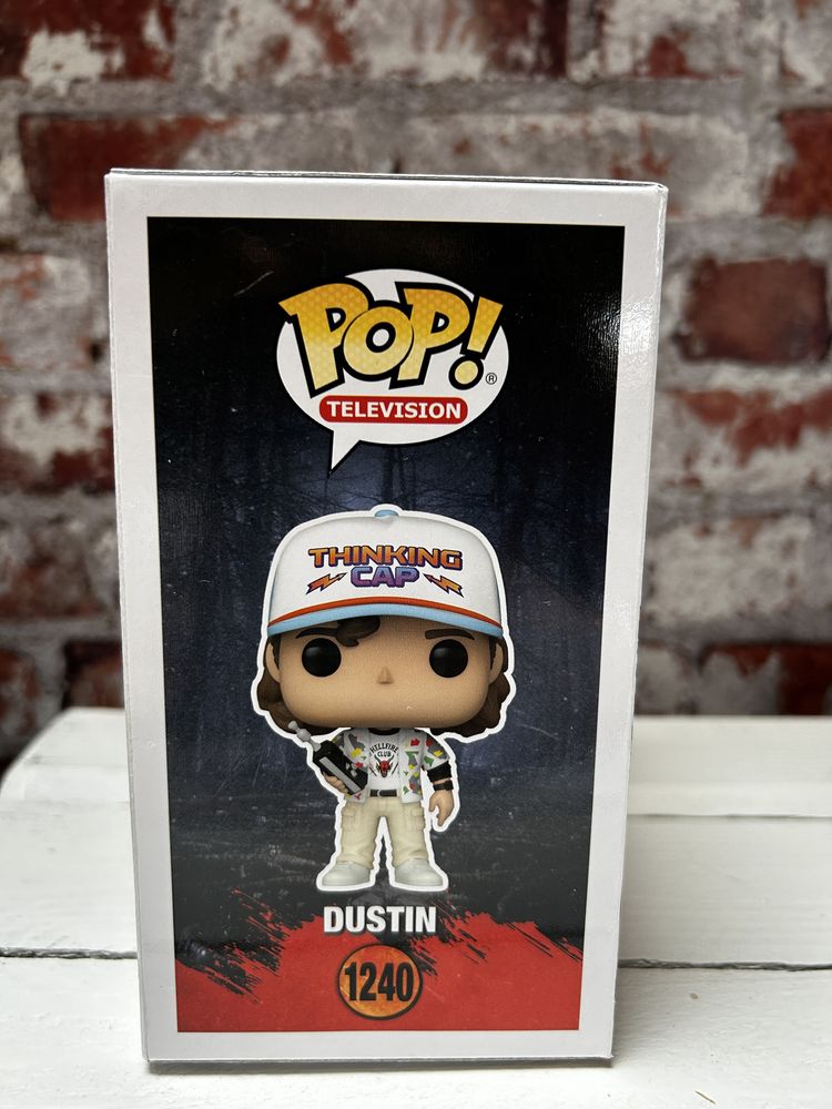 Funko Pop Netflix Stranger Things Dustin 1240 + Pocket Pop Keychain