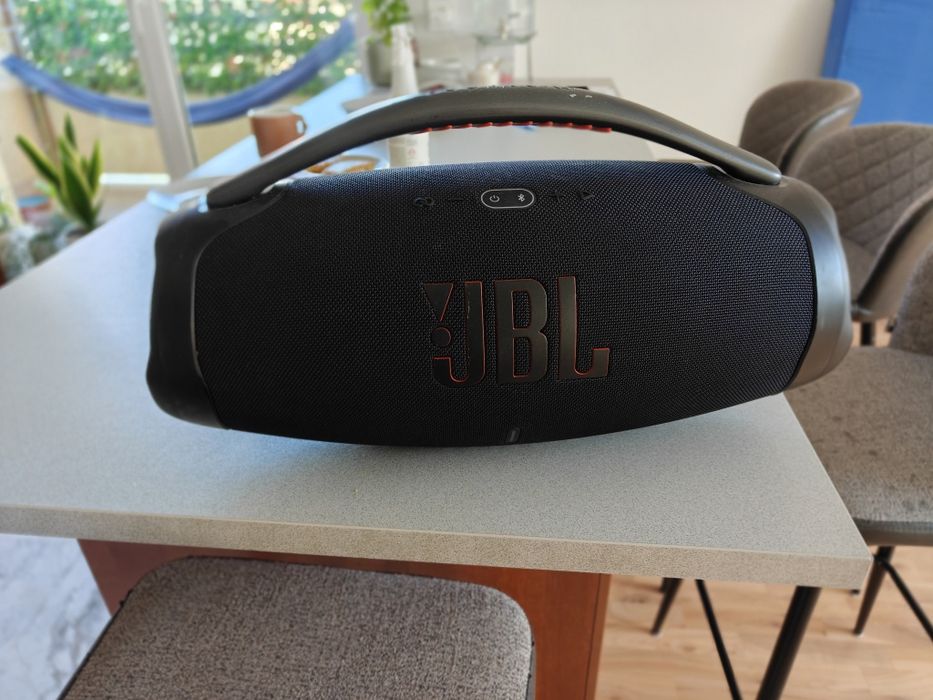 Wynajem JBL boombox 3
