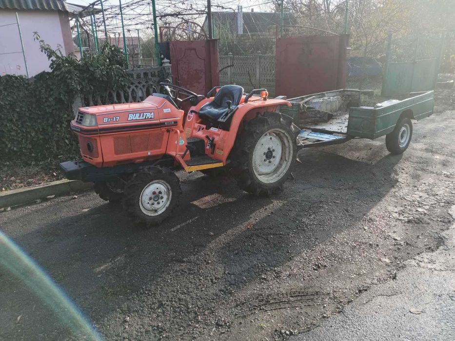 Продається трактор з фризою, чеснокосожалка+копалка