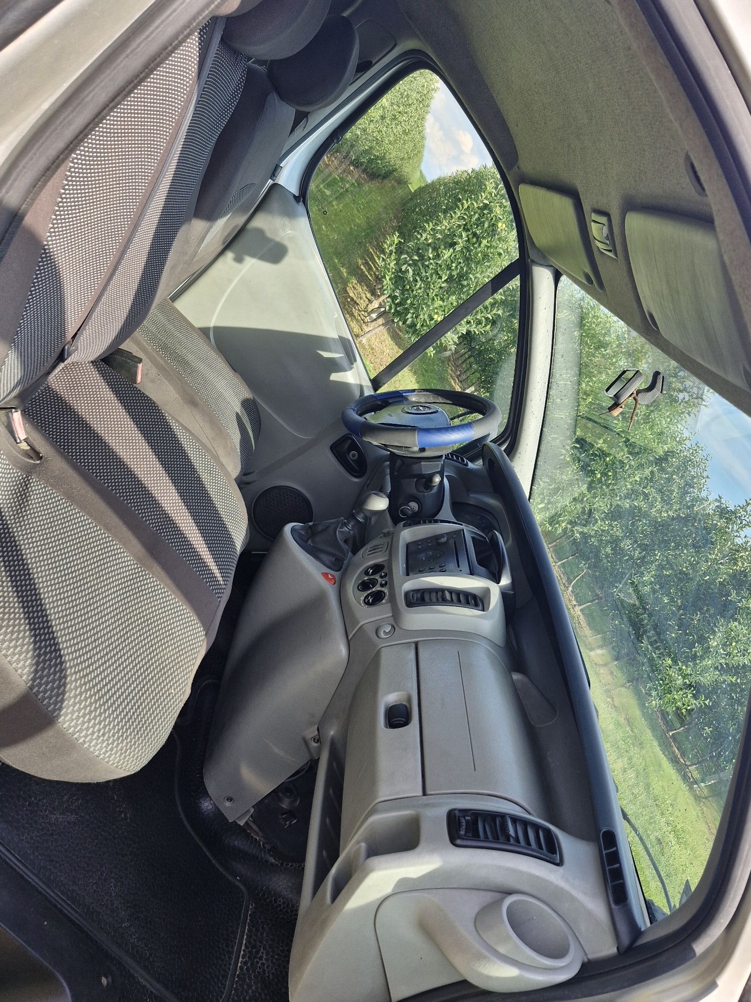 Opel Vivaro Long 6 osób