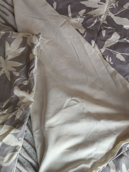 Pościel rozmiar 220x200 poszwa i 2 poszewki na poduszki