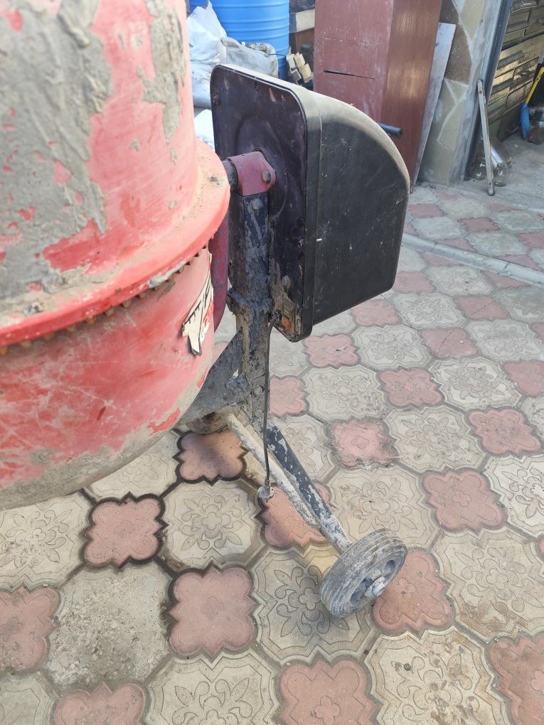 Продам битонамешалку форте