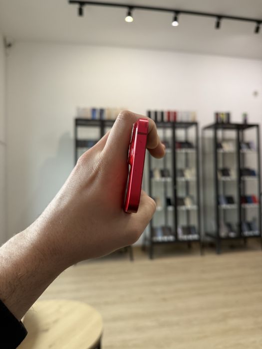 Telefon iPhone 14 256GB Czerwony Apple Gwarancja iTrade