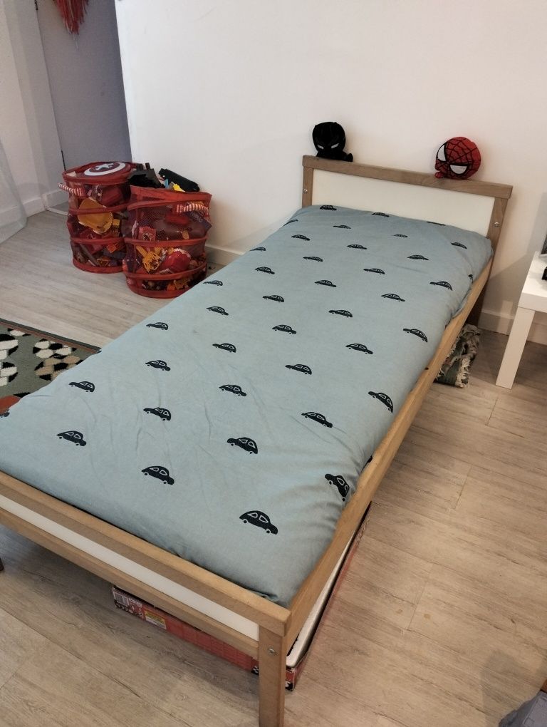 Cama criança Ikea