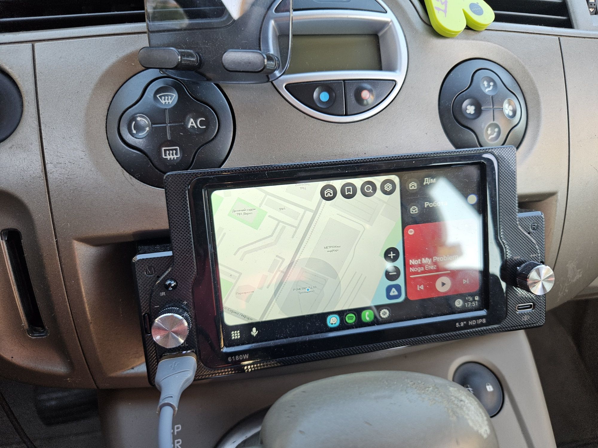 5,9" 1din магнітола з Android Auto та Apple Carplay
