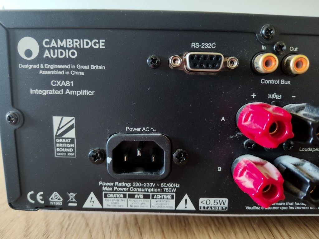Wzmacniacz Cambridge Audio CXA81
