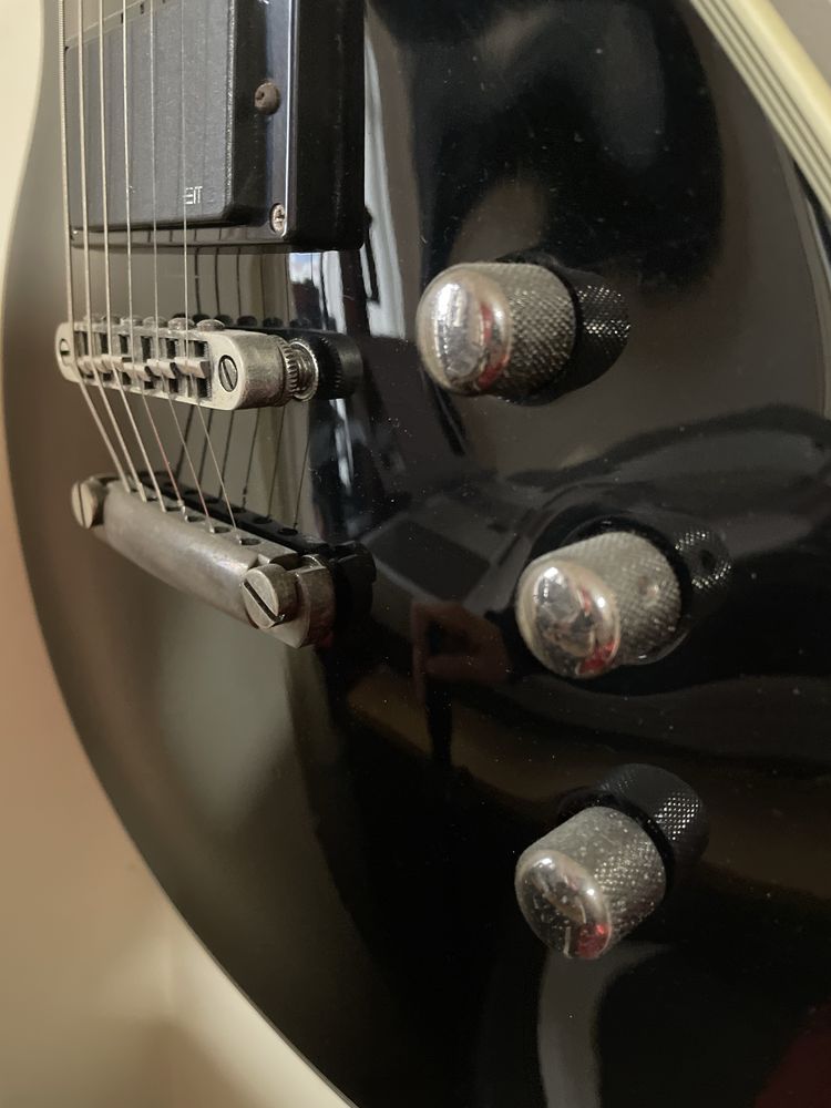 Guitarra LTD EC401