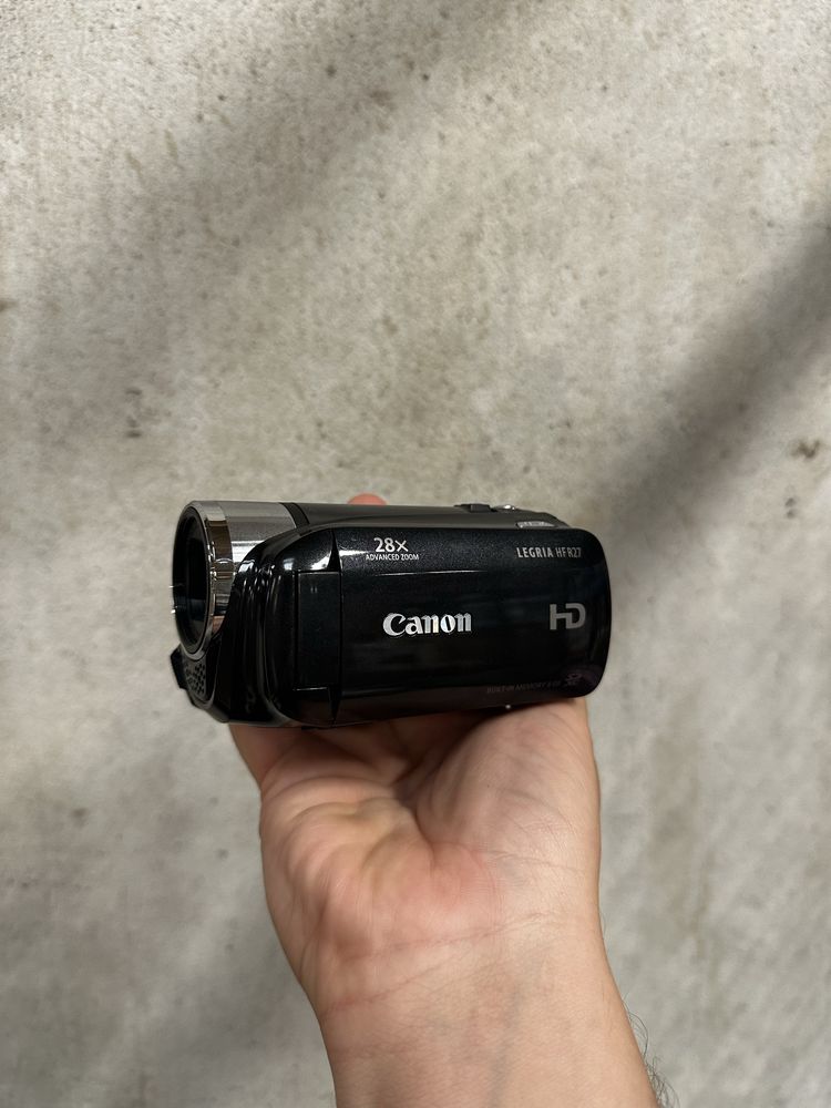 Canon Legria HF R27 - 2000s vibe handycam kamera cyfrowa handy Y2K
