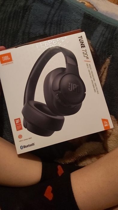 Продам блютуз наушники