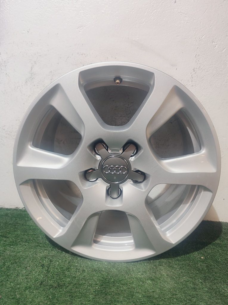 Felgi aluminiowe OE Audi A4 B8 16"7.5J Et45 5x112
