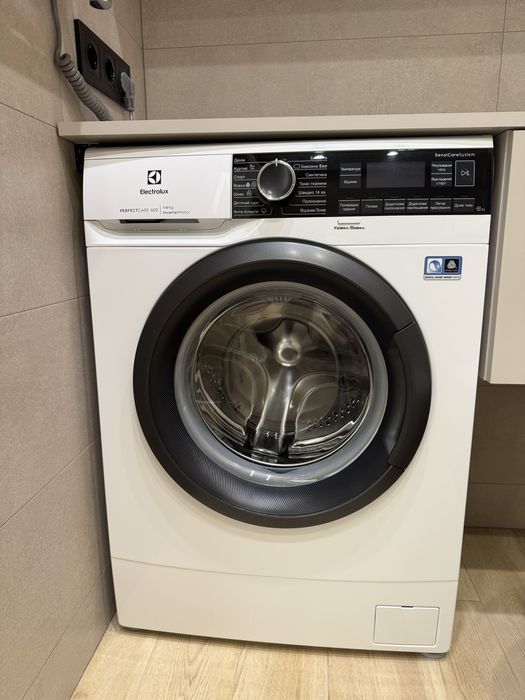 Стиральна машина Electrolux