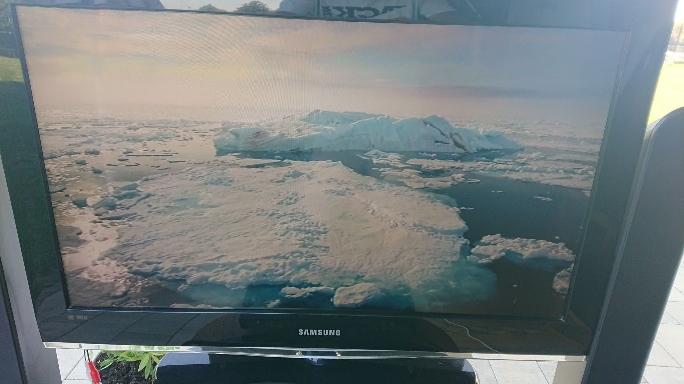 Samsung TV+DVD/CD+ głośniki