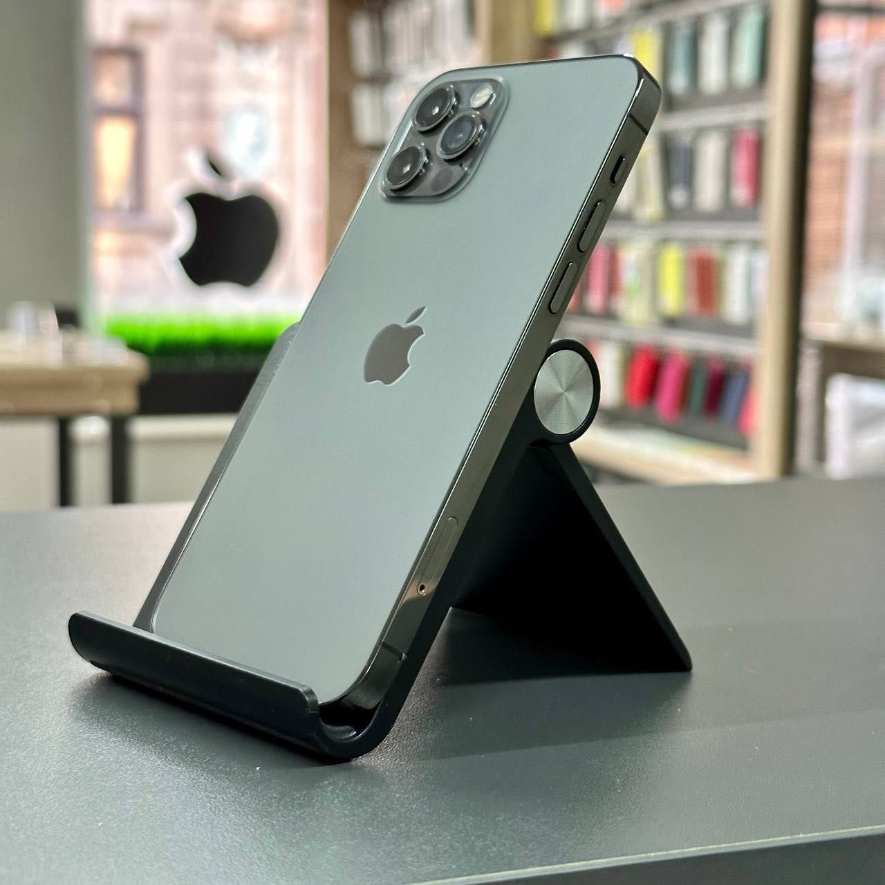 iPhone 12 Pro Max Graphite 256 GB Магазин Магазин / Гарантія