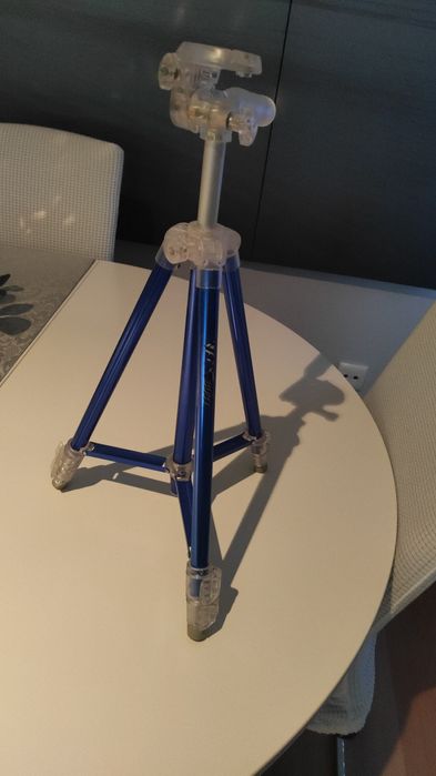Tripé azul boa qualidade