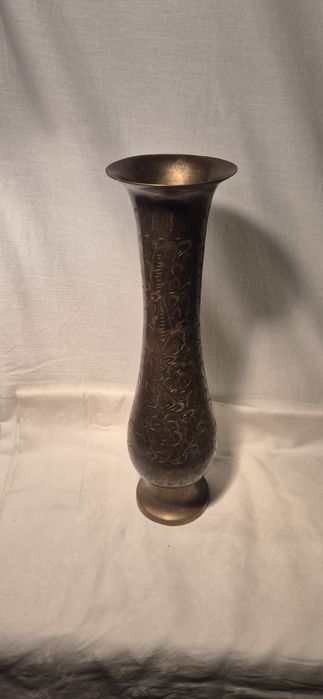 Stary mosiężny wazon Indie