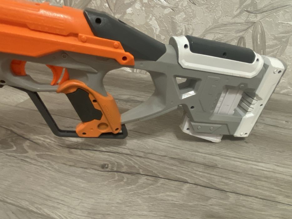 Продам Nerf N-AccuStrike