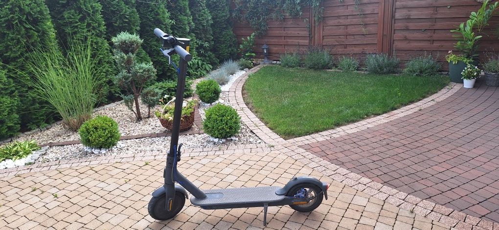 Hulajnoga elektryczna Xiaomi Mi Electric Scooter 3