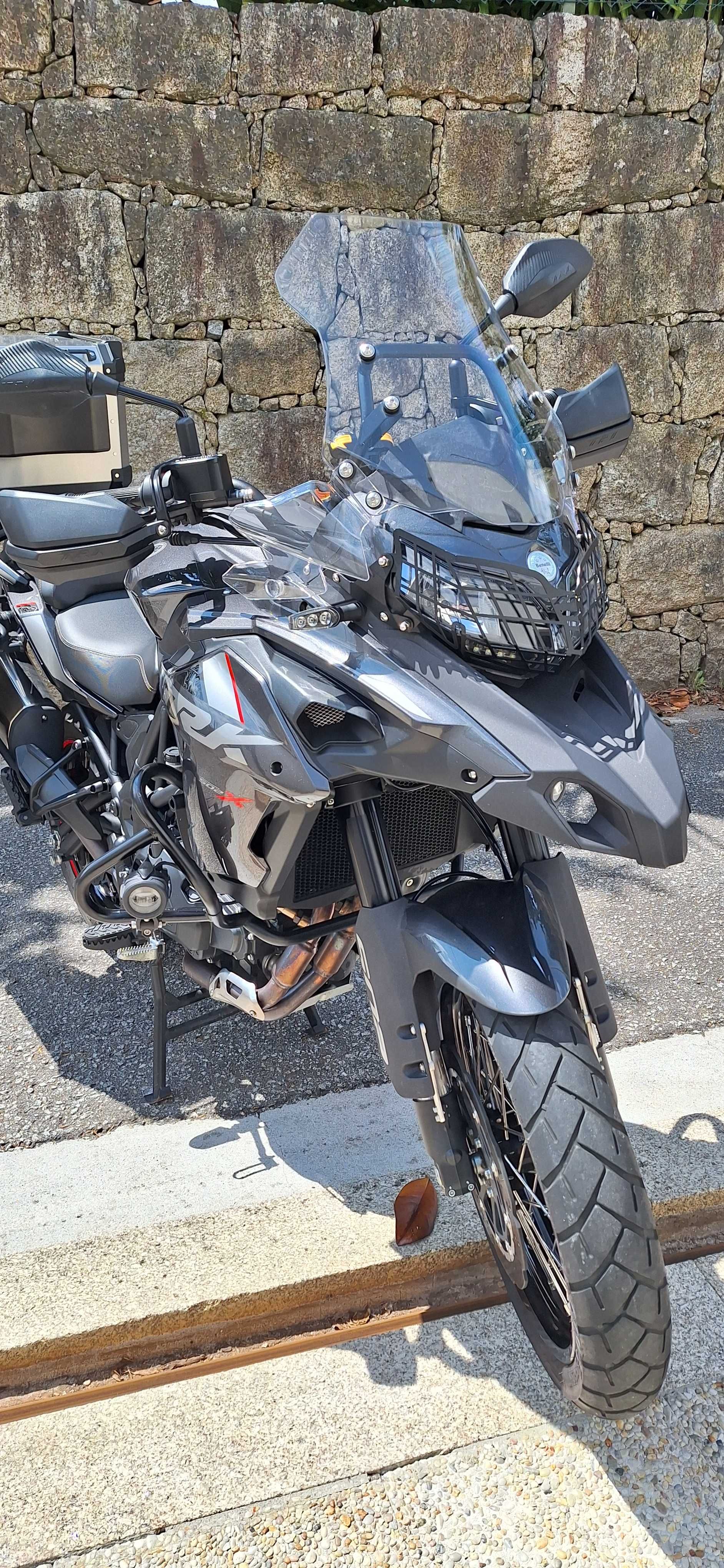 Benelli TRK 502X