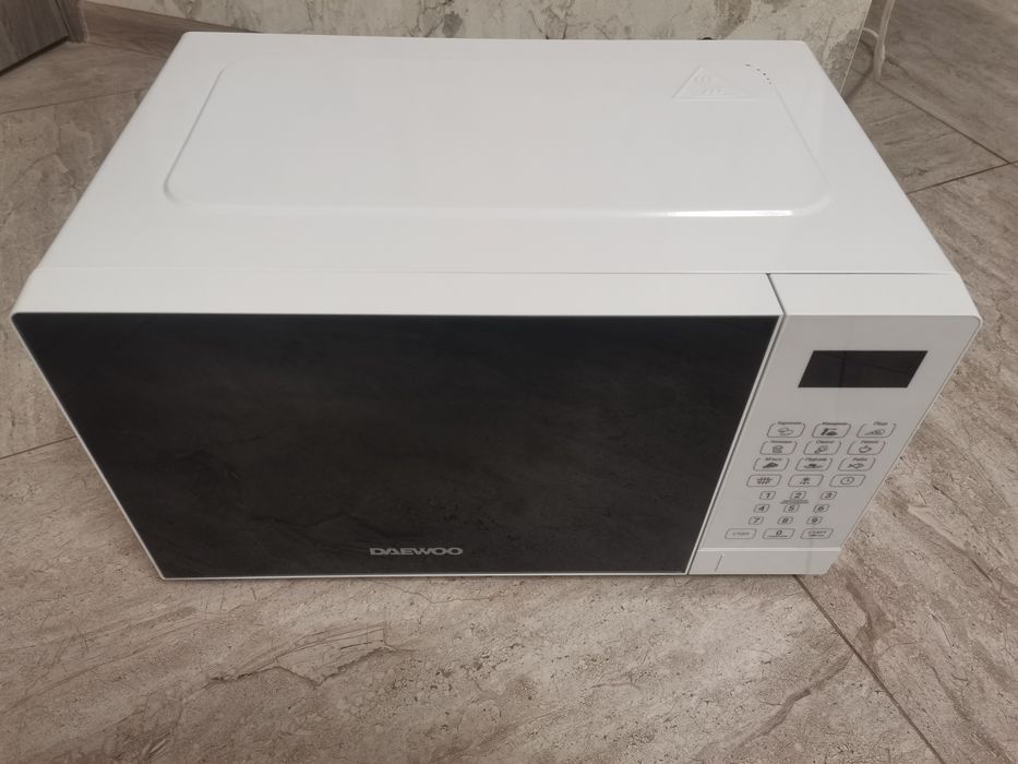 Микроволновка Daewoo MD-FA2025W