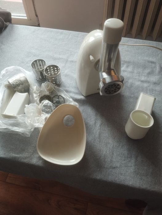 Maszynka do mielenia mięsa i szatkowania