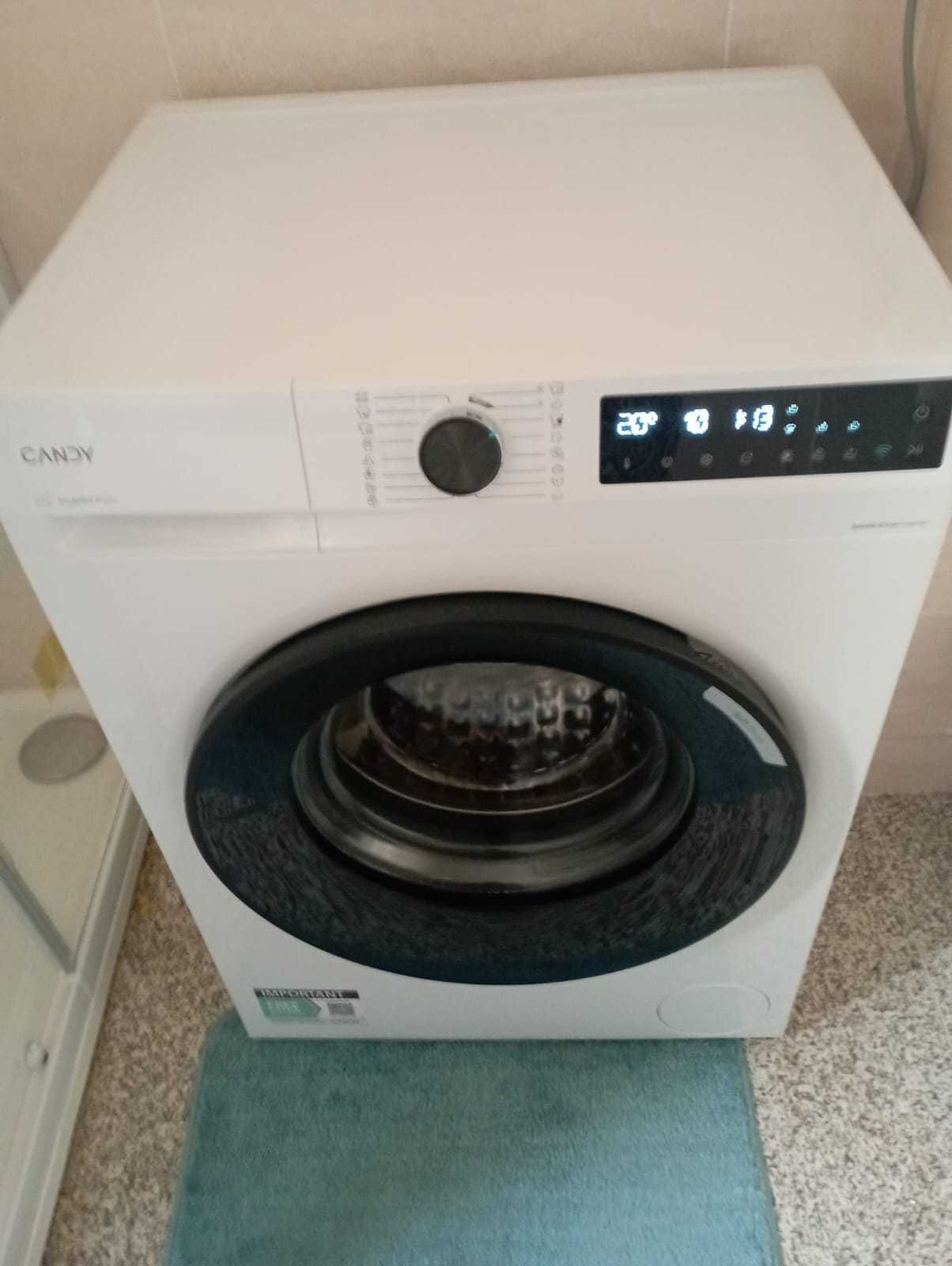 Máquina de Lavar Roupa Candy - 8kg (como nova)