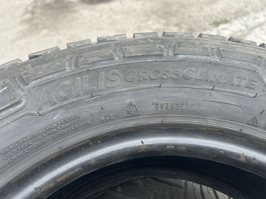 215/70R15c Michelin AgilisCrossClimate 109/107S