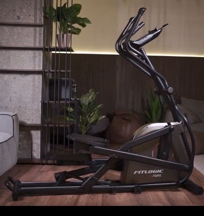 Орбитрек Fitlogic ET-742P2( состояние: как новый)