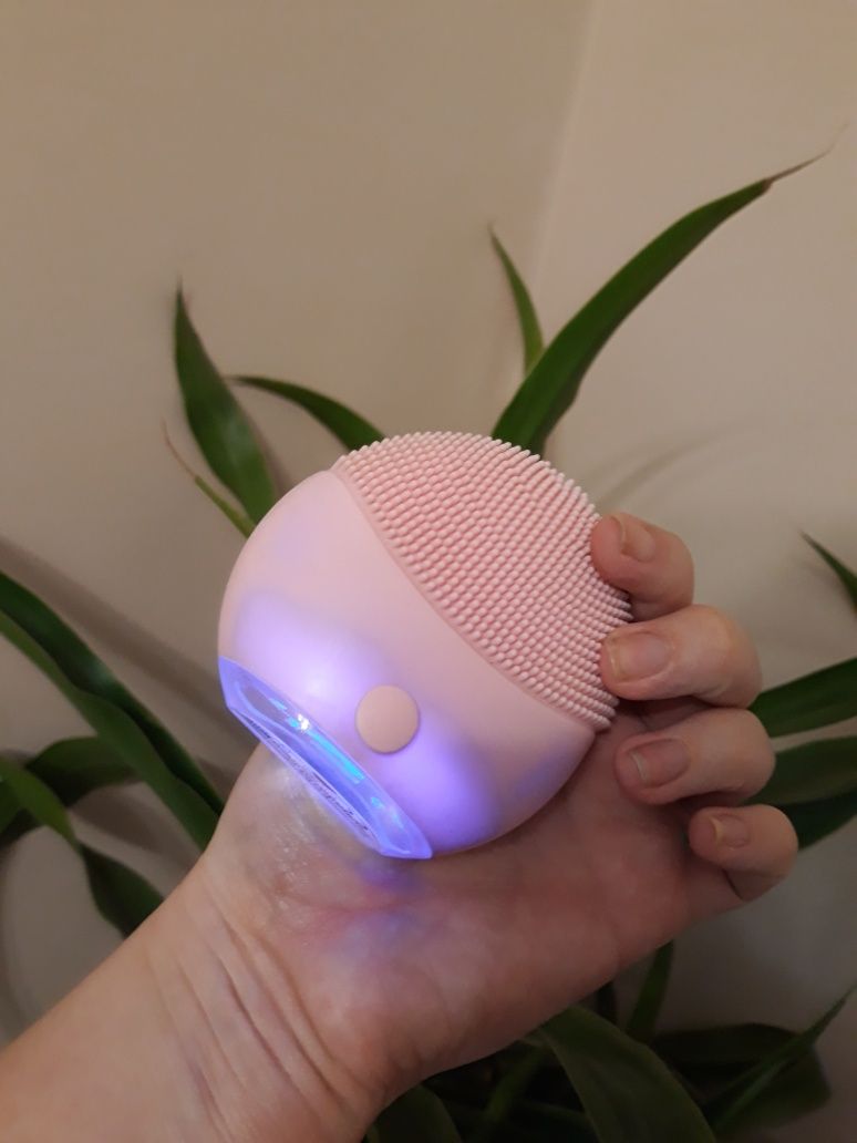 Щіточка для вмивання foreo luna mini 2