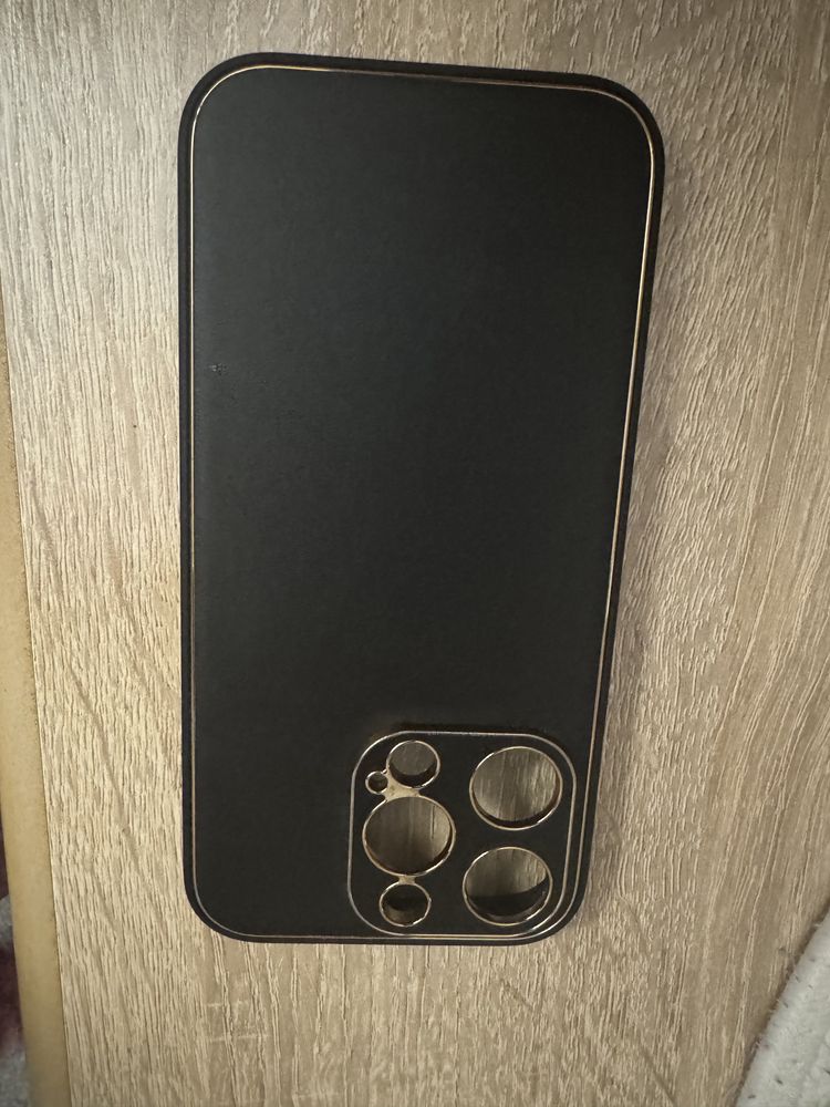 Obudowa spigen phone 15