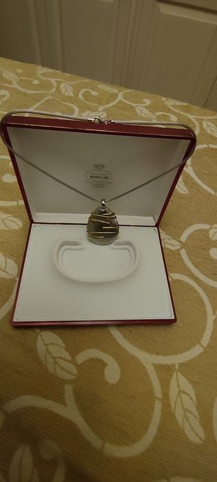 Colar e medalha em Prata