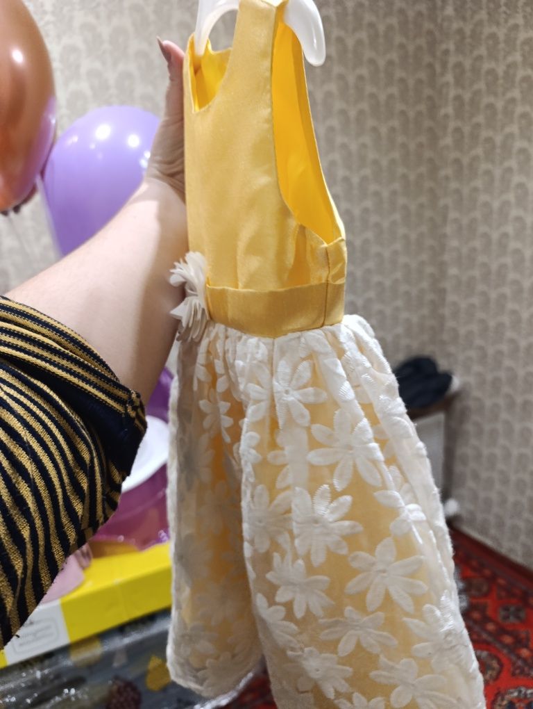Продам сукню, купляла на фотосесію, одягала всього раз