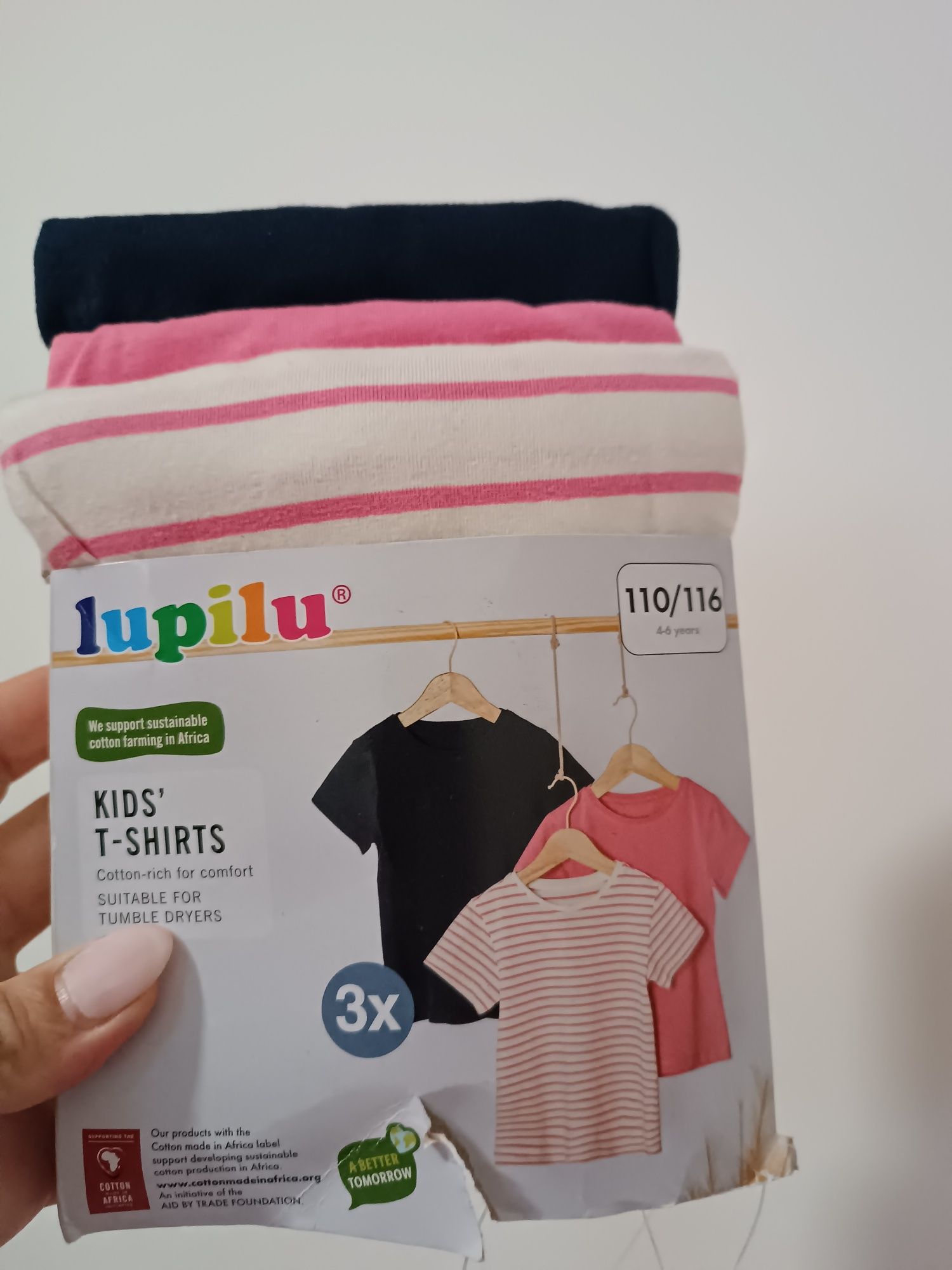 Новий! Набір якісних футболок від Lupilu для дівчинки  р.110/116.