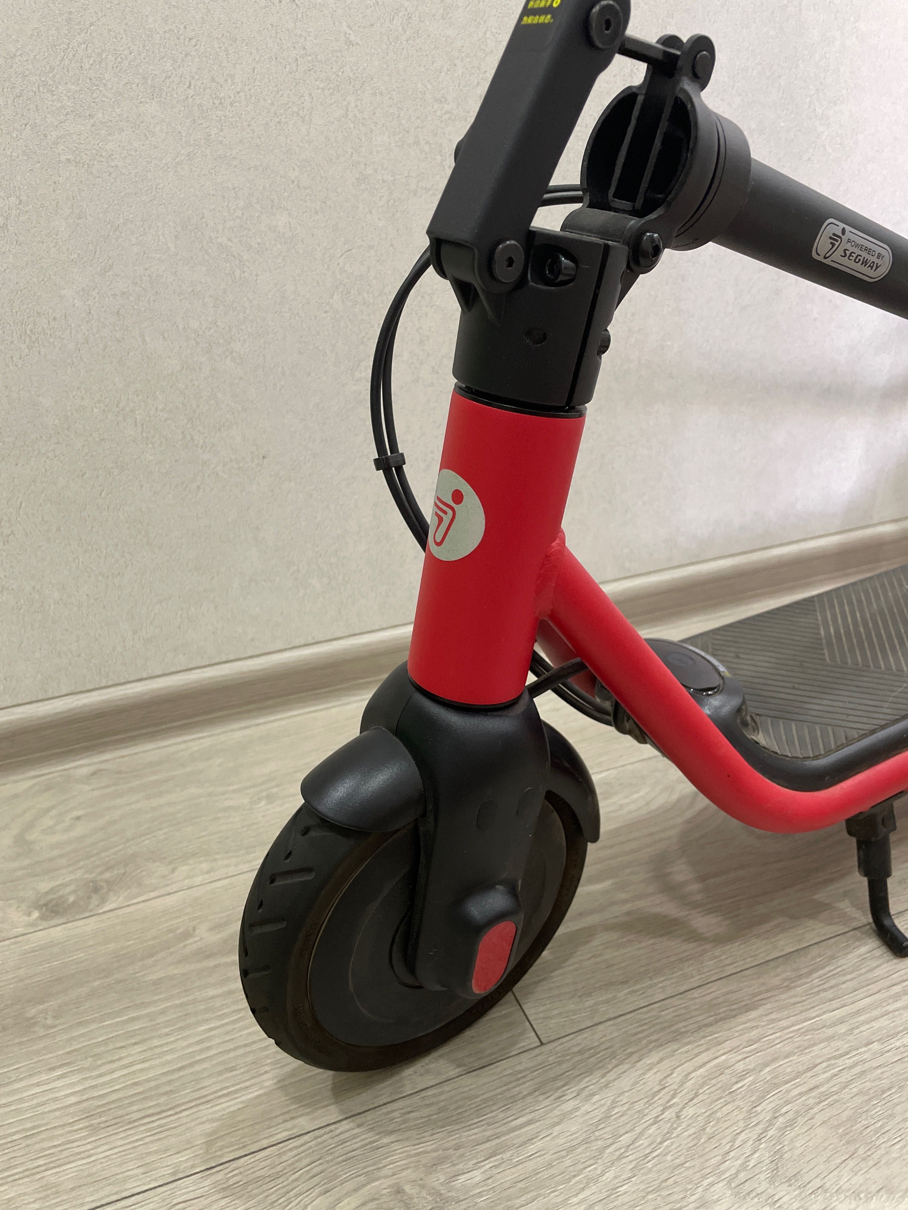 Электросамокат Segway Ninebot C20 Black