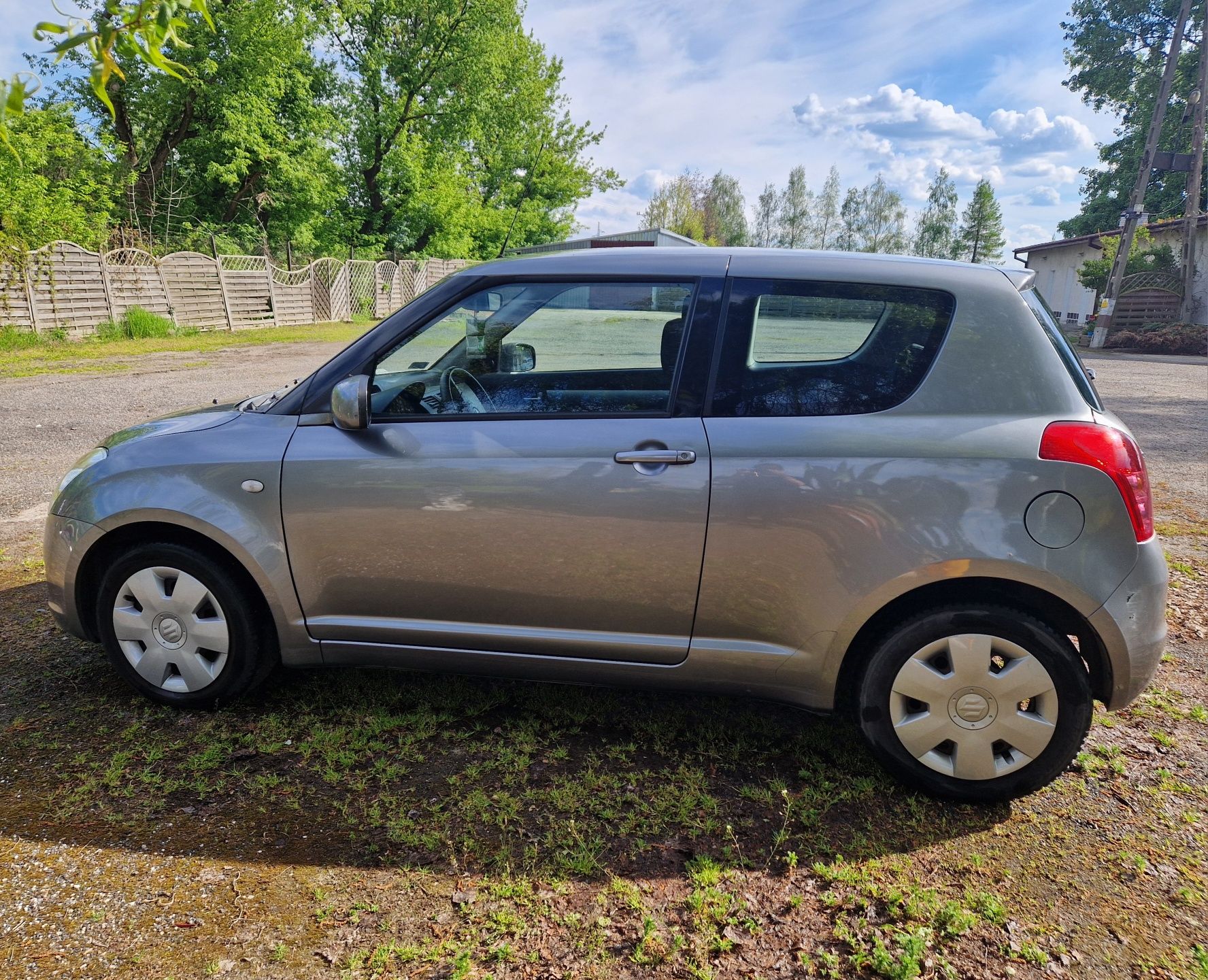 Suzuki Swift  2010, 1.3 benzyna