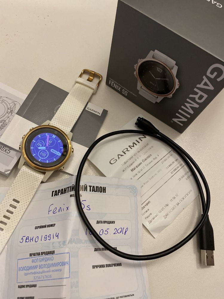 Часы Garmin Fenix 5S Sapphire