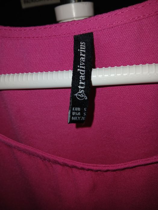 Blusa cor de rosa tecido leve
