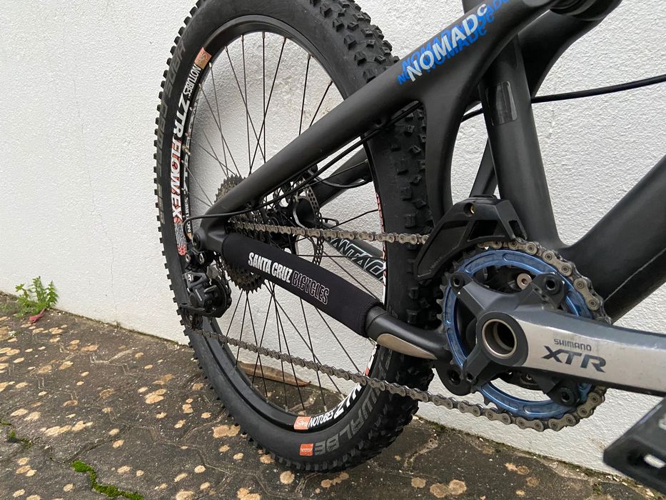 Santa Cruz Nomad Carbon